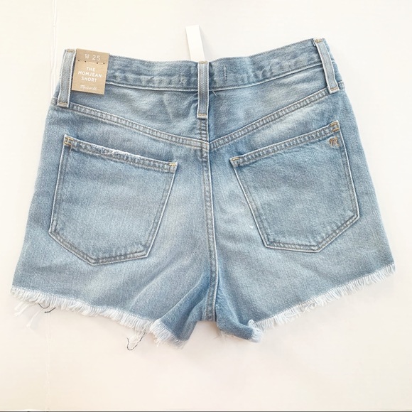 ❤️ SOLD Madewell Destroyed The Mom Jean Denim Shorts - Picture 3 of 4